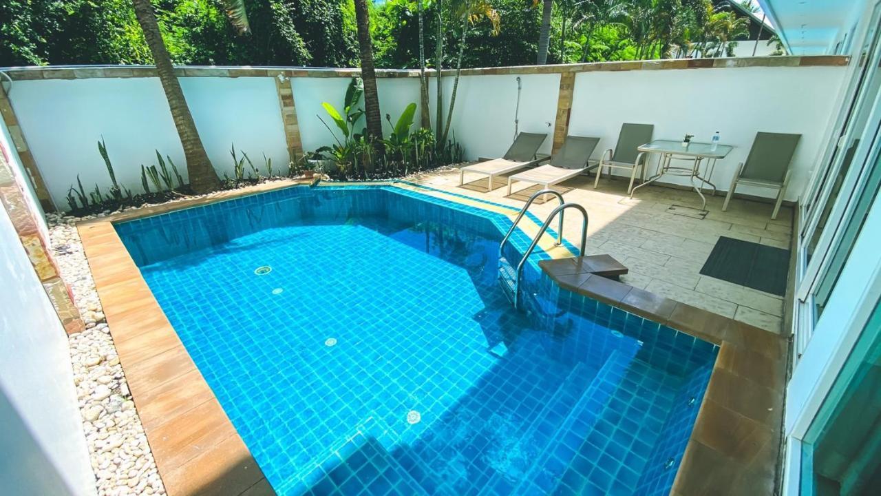 Hidden Palm Pool Villas Pattaya Exterior foto